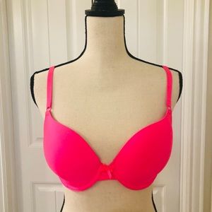 Victoria’s Secret bra
